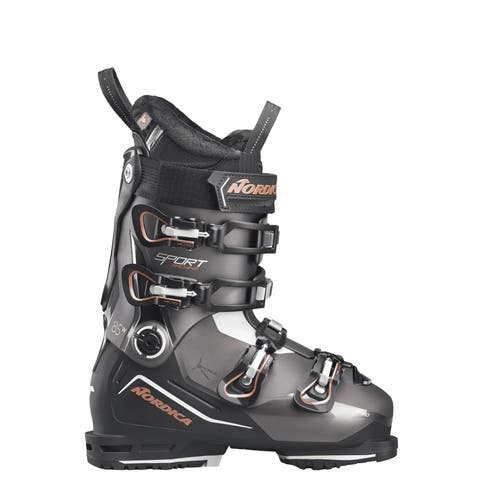 Mondo 24 & 24.5 Women's Nordica Ski Boots (Used)