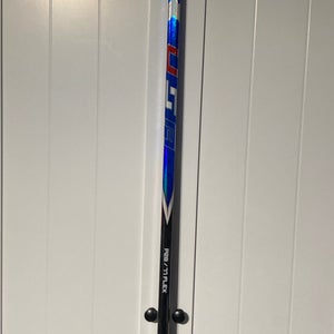 Senior Bauer fuse Left Hand Hockey Stick P28 77 Flex (New) USA Limited Edition