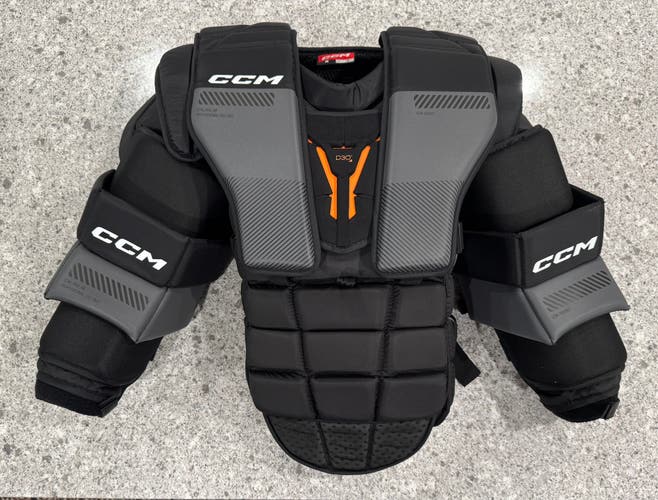 Fit 2 CCM Pro Spec Goalie Chest Protector (like new)