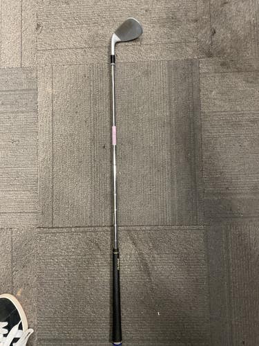 Used Cleveland CBX Golf Chipper RH 52 Degree 11614-S000244479