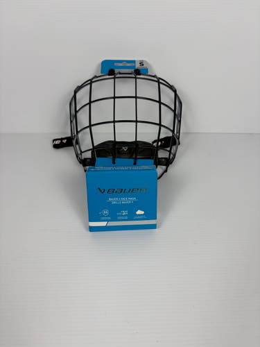 New Small Bauer Profile II Full Cage - Black/White