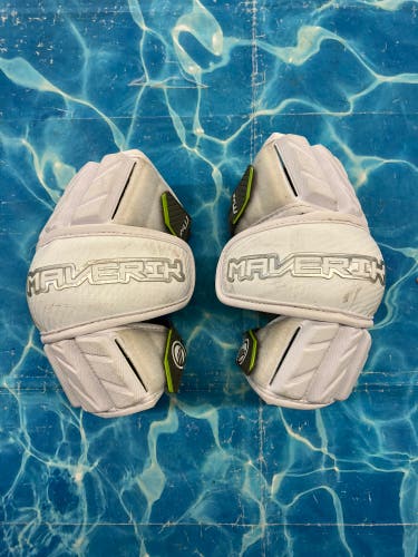 Medium Adult Maverik Max Arm Pads (Used)