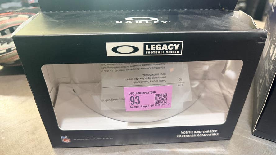 Used Oakley Football Accessory 11605-S000227528
