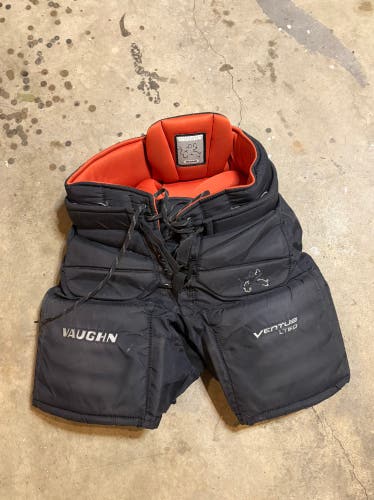 Medium Vaughn Goalie Pants (Used)