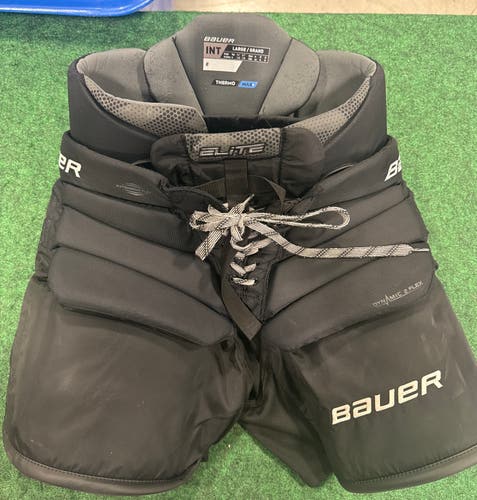 Black Bauer Elite Hockey Goalie Pants (Used) | Intermediate Large