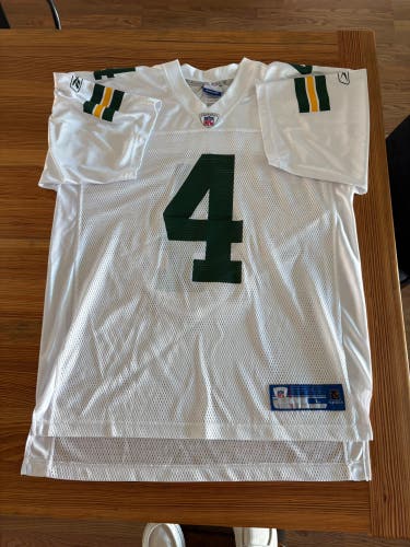 Brett Favre - Green Bay Packers -Large Men's Reebok Jersey (Used)