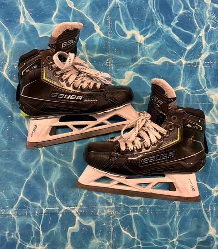 Senior Bauer Elite Hockey Goalie Skates 7.5 (Used)