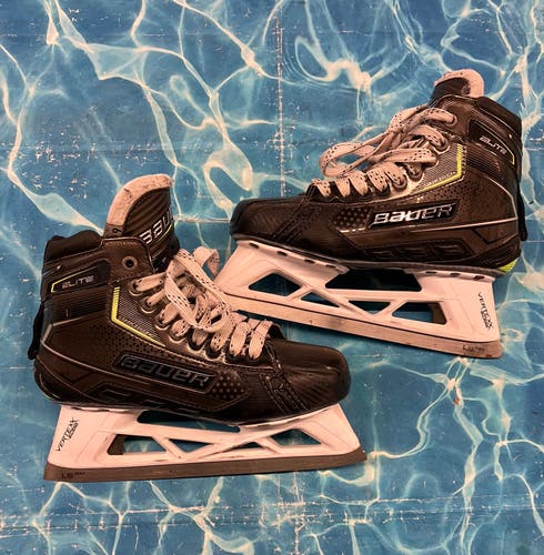 Senior Bauer Elite Hockey Goalie Skates Size 6.5 (Used)