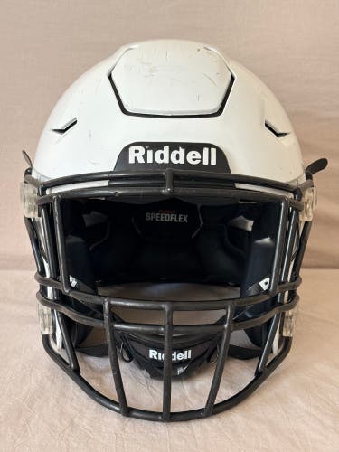 White Adult Extra Large Riddell SpeedFlex Helmet (Used)