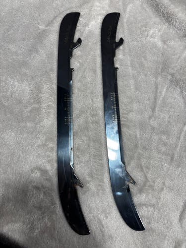 Bauer Fly-Ti Holders, Runners, & Replacement Steel Blades 288 mm (Used)