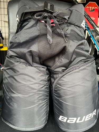 Men's Senior Medium Bauer Nsx Hockey Pants (Used)