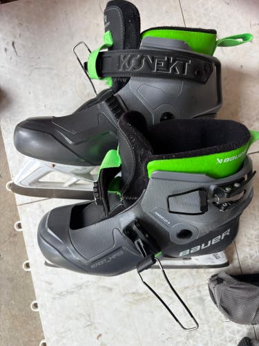 2022 Bauer Konekt HF2 Hockey Goalie Skates Regular Width 6 (Used)