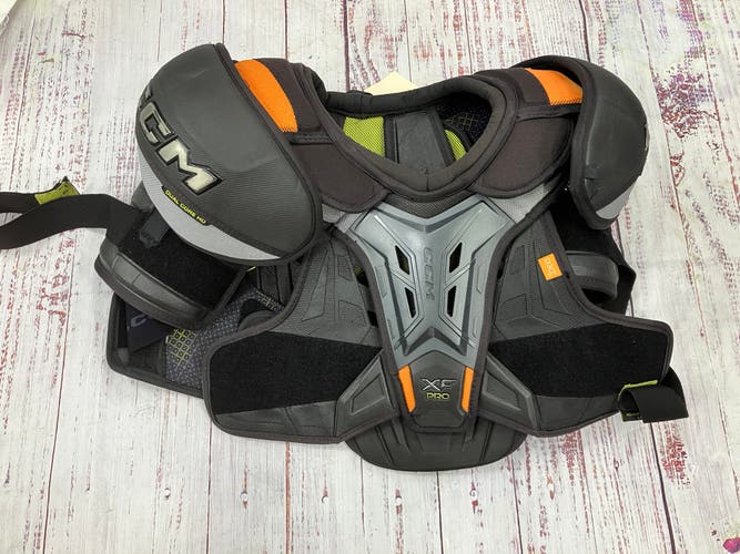 Medium Senior CCM Tacks XF Pro Shoulder Pads (Used)