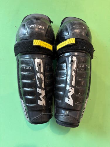 Junior CCM AS 580 Shin Pads 11" (Used)