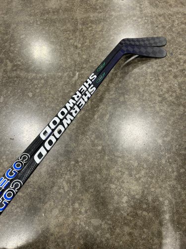Senior Sher-Wood CODE Encrypt 2 Hockey Stick Right Handed PP90MX 68 Flex (Used)