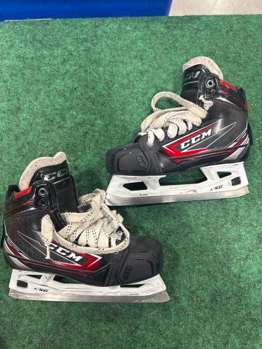 Senior CCM JetSpeed FT480 Hockey Goalie Skates (Regular)  Size 6.5 (Used)