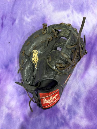 Black Rawlings Renegade RH First Base Baseball Glove 11.5" (Used)
