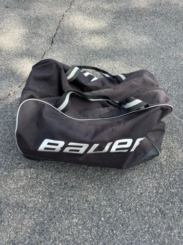 Bauer Wheeled Player Bag