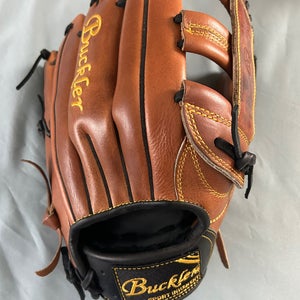 Buckler RH Baseball Glove 12.5" (Used)