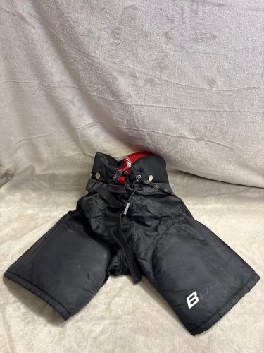 Black Junior Small Bauer Nsx Hockey Pants (Used)
