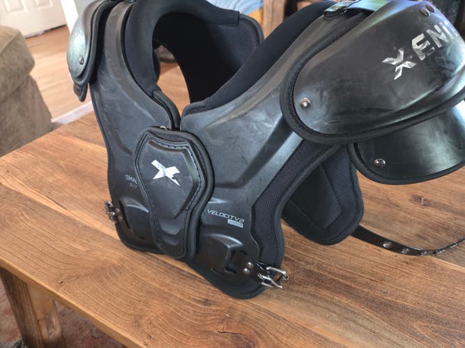 Small Xenith Velocity 2 Shoulder Pads (Used)