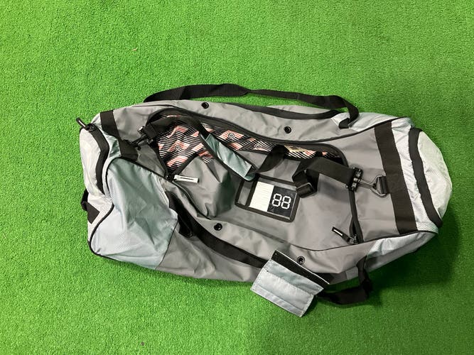 Warrior Black Hole Bag (Used)