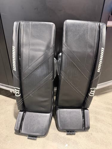 Black 34" Senior Warrior Ritual G6 E+ Goalie Leg Pads (Used)