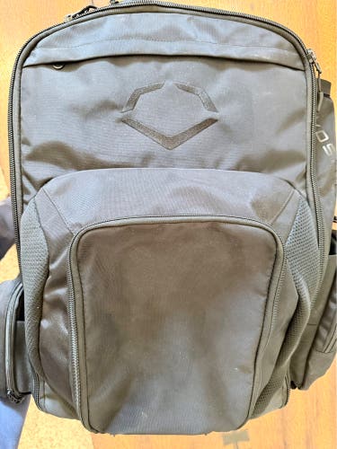 EvoShield Takeover Baseball Backpack – Black – Used 1 Tournament – Excellent