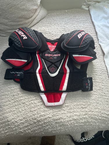 Bauer Vapor X40 Shoulder Pads Jr. Large