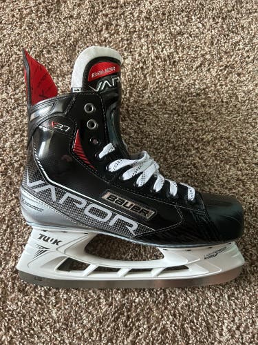 2021 Bauer Vapor X3.7 Hockey Skates 10 (New)