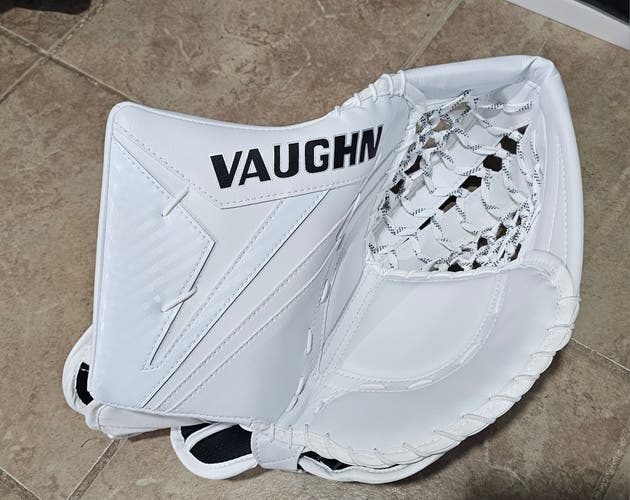 Vaughn Regular (New)