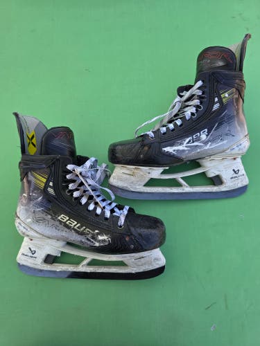 Senior Bauer Vapor Hyperlite 2 Hockey Skates 7 Fit 3