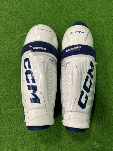 Senior CCM Vector plus Shin Pads 14" (Used)