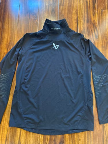 Senior Bauer integrated neck shirt senior M
