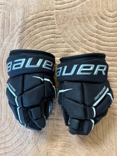 Black Bauer Supreme 3S Pro Gloves 10" (Used)