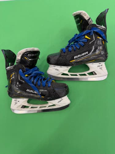 Bauer Supreme M5 Pro Hockey Skates | Size 3D