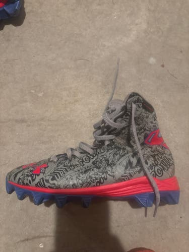 5 pairs of under armor cleats