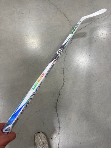 Junior Bauer Proto-R Hockey Stick Right Handed P92 50 Flex (New)