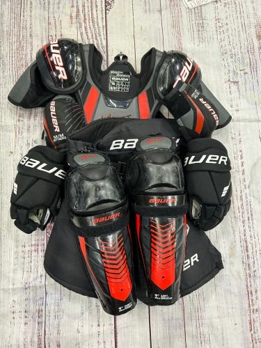 Youth Medium Bauer Lil Sport Starter Kit (Used)