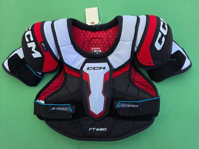 Medium Junior CCM JetSpeed FT680 Shoulder Pads