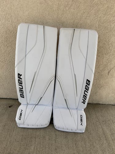 White Large Junior Bauer GSX Goalie Leg Pads (New)