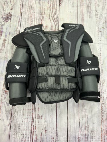 Junior Large/Extra Large Bauer GSX Goalie Chest Protector (New)
