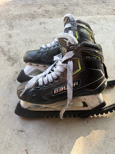 Bauer Elite Hockey Goalie Skates Wide Width 6.5 (Used)