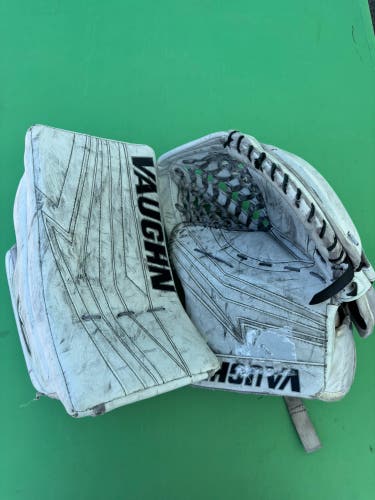 White Intermediate Vaughn Velocity V9 Goalie Glove & Blocker Regular