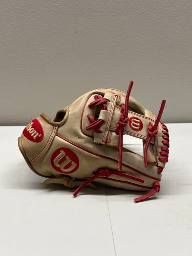 Wilson A2000 DP15 RH Infield Baseball Glove 11.5" (Used)