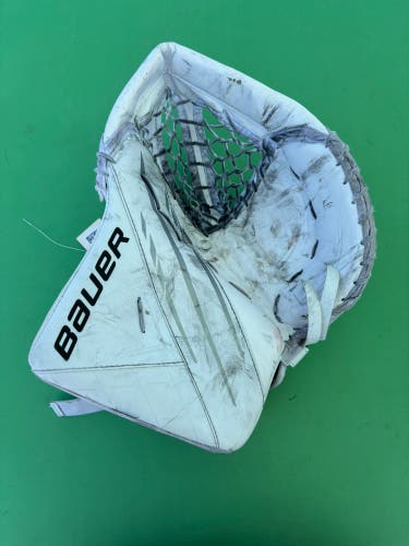 White Senior Bauer Vapor 3X Goalie Gloves & Blockers Regular