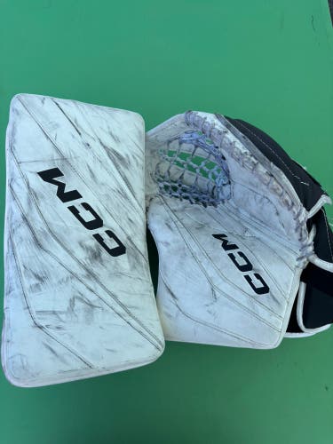White Intermediate CCM EFlex 6.9 Goalie Glove & Blocker Regular