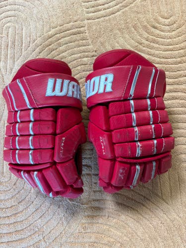 Red Junior Warrior Alpha FR Pro Gloves 11" (Used)