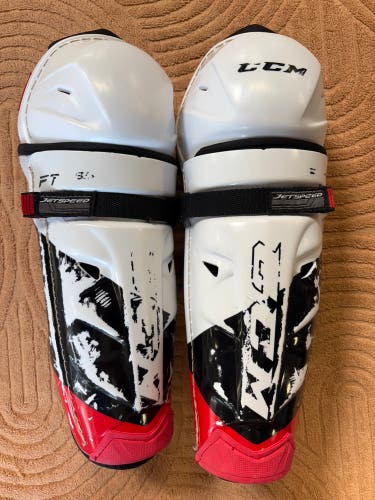 Junior CCM JetSpeed FT485 Shin Pads 12" (Used)