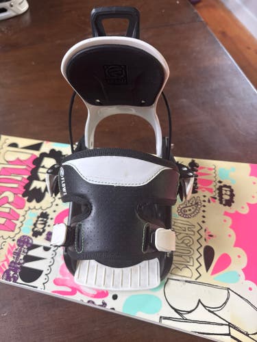 Unisex Small Flow Micron Snowboard Bindings (Used)
